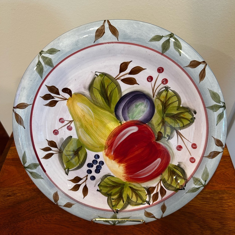 Black Forest Fruits by Heritage Mint Ltd 10.5” Dinner Plate with fruit Center